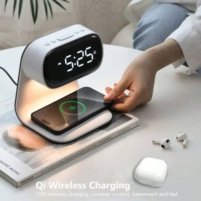 3 in 1 wi3 in 1 wireless charging stationreless charging station